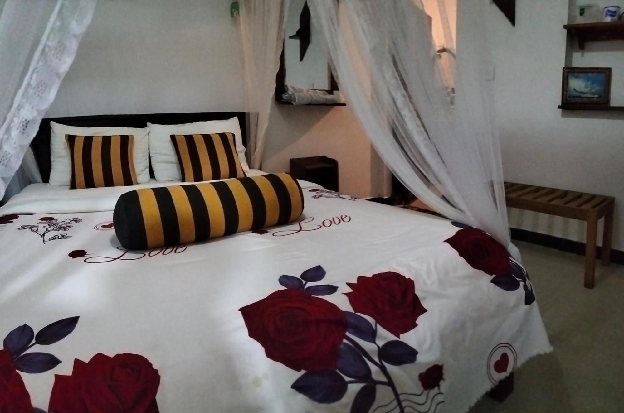 Supipi Homestay Элла Экстерьер фото